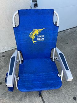 TOMMY BAHAMA CHAIR