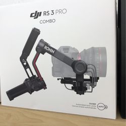 DJI RS 3 Pro Gimbal Stabilizer Combo