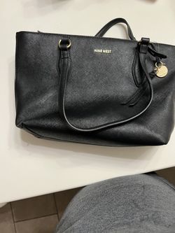 Black Purse Tree Compartments Very Good