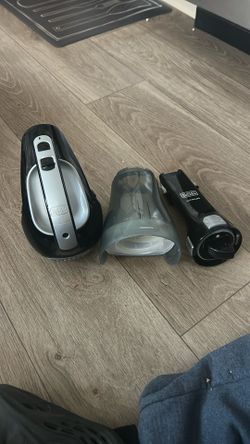 Black + Decker Portable  Vacuum 