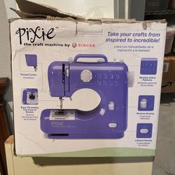 Pixie “the craft machine” by Singer