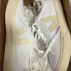 Vejo Campo Canvas Sz 7.5 Women’s 