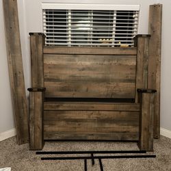 Ashley Trinell Queen Poster Bed - Solid Wood ($200)