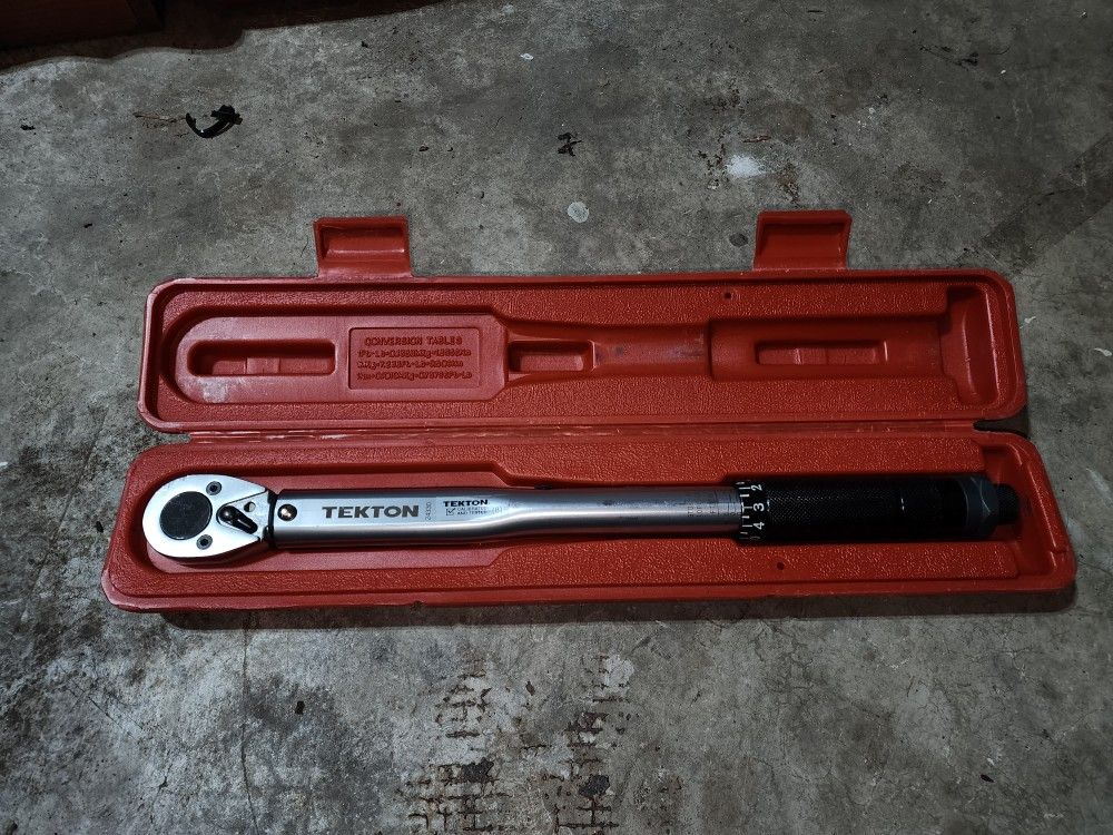 3/8 Inch Drive Micrometer Torque Wrench (10-80 ft-lb)