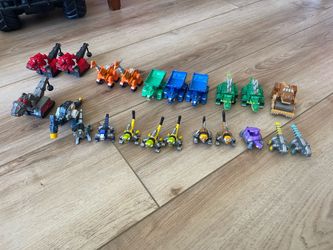 Dinotrux assorted die cast figurines