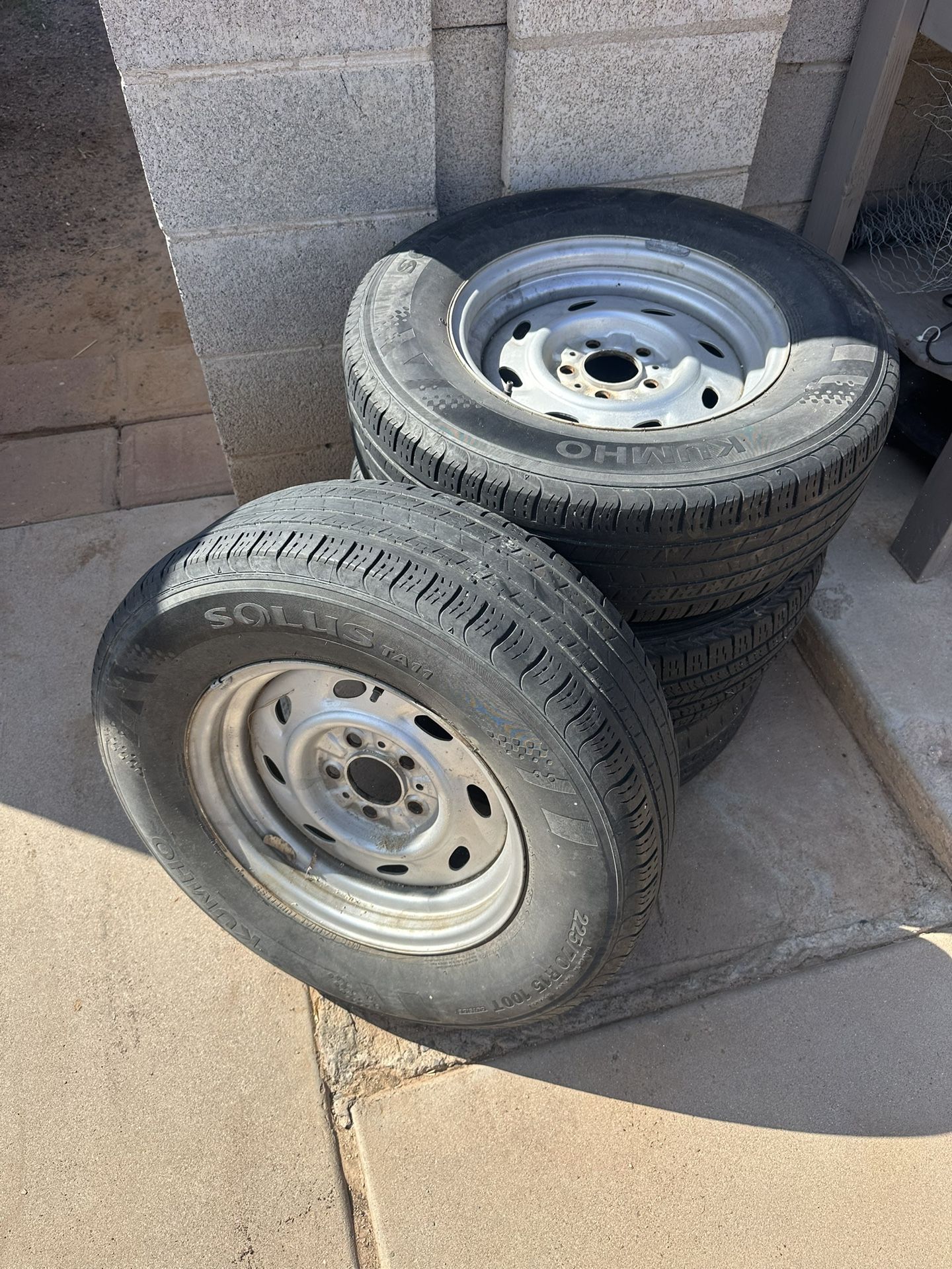 Set Of 4 15” Wheels 5x114.3 Lug Off A Mazda B2300