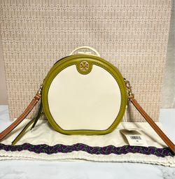 Tory burch handbag $225