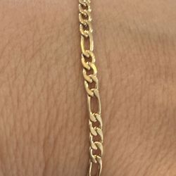 Classic Gold Stainless Steel Figaro Bracelet unisex