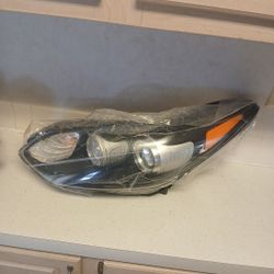 Kia Sportage Headlamps