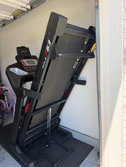Sole F63 Treadmill in good working condition