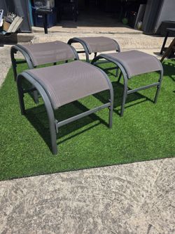 Set of 4 outdoor ottoman, $60