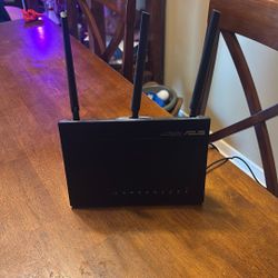 Used Asus Ac1900 Dual Band Rt-ac68u Router