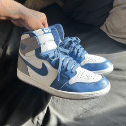 Jordan 1 True Blue 