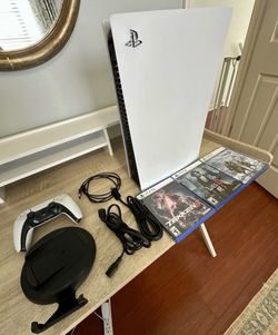 🎮 PS5 Console (Disc Edition - Launch Model) - CONSOLE, CABLES, CONTROLLER & GAMES