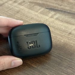 jbl 130nc tws wireless headphones