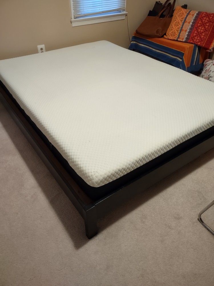 Simmons Queen Size Mattress