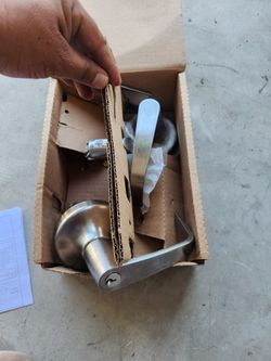8 Heavy Duty Comercial Locks $40 Each