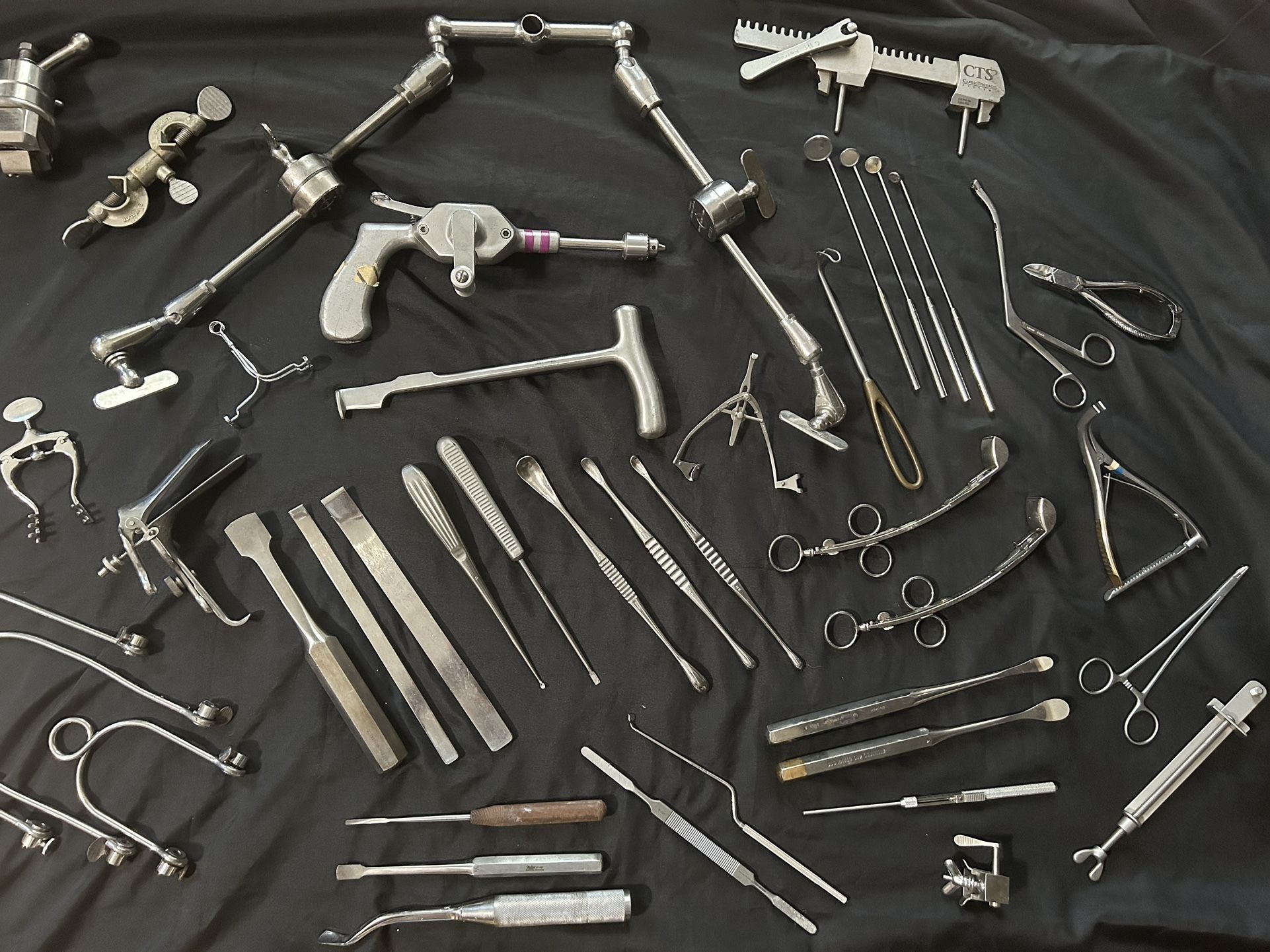Surgical Instrument Lot