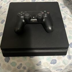 PS4 Slim