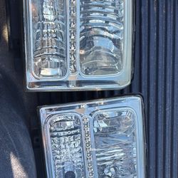 2005-08 F250 Headlights