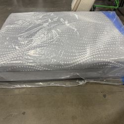 Full Size Mattress Sealy Posture Pedic 