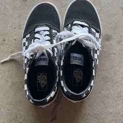 Size 3y Vans