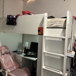 Twin Loft Bed W/desk And Storage