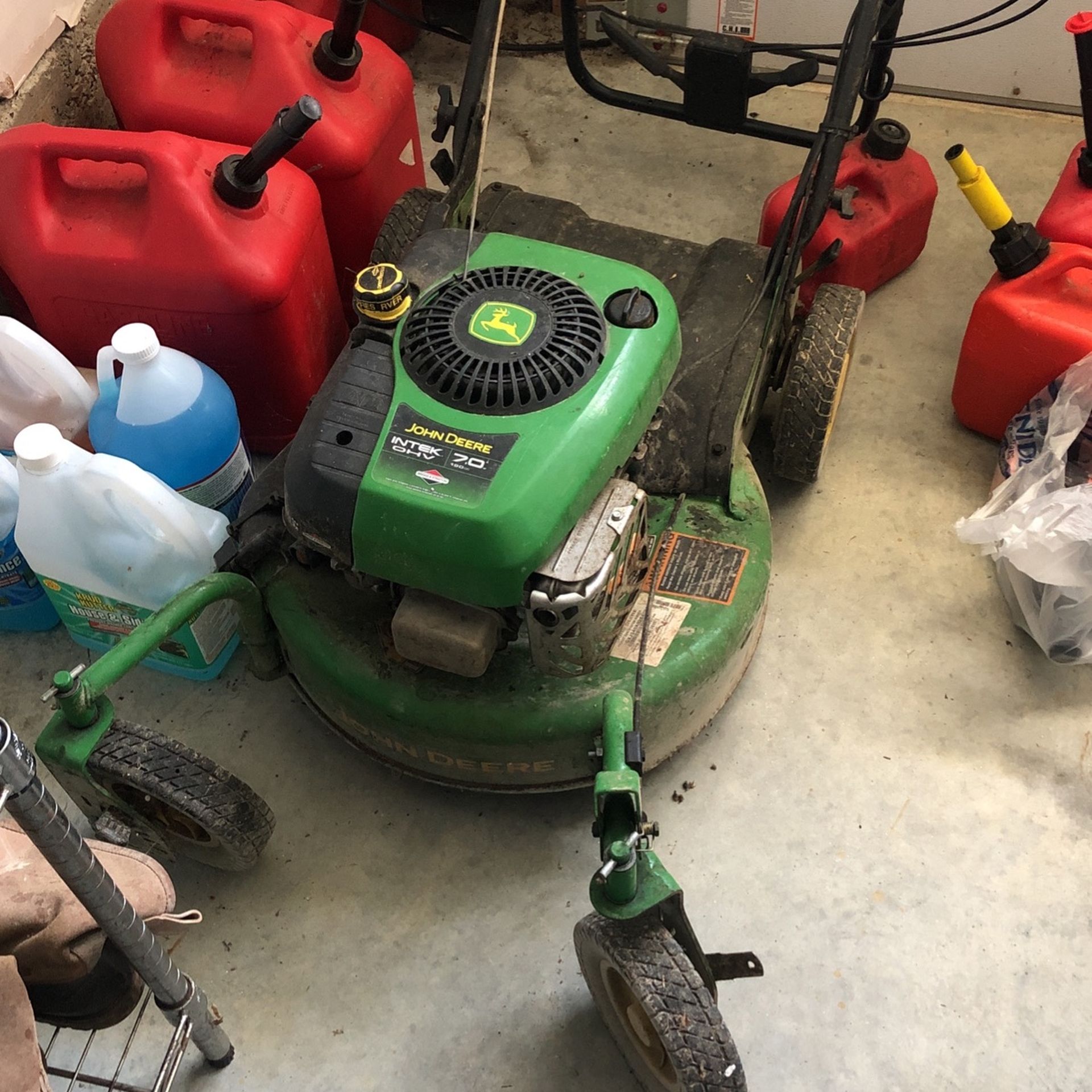 John Deere Lawnmower - Intek OHV 7.0 (190cc)