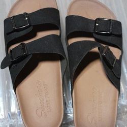 Sketchers Sandles  - Women's 