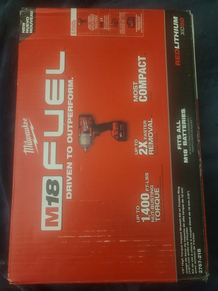 Milwaukee 1/2"High Torque Impact Wrench Kit w/ Friction Ring