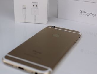 Unlocked iPhone 6s 16gb for any company. DESBLOQUEADO para cualquier Compañía.
