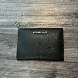 Michael Kors Wallet On Sale