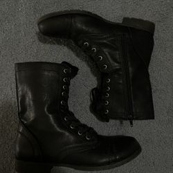 Black Boots