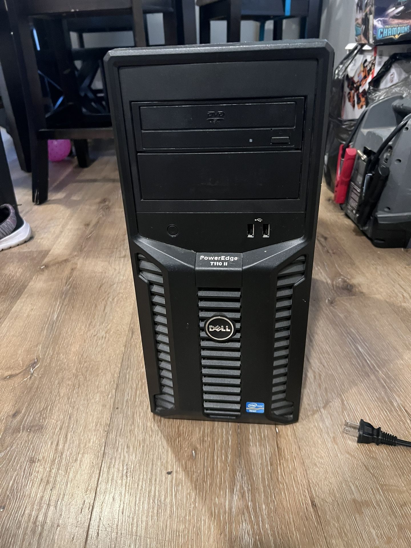 Dell Power Edge T110 II Server