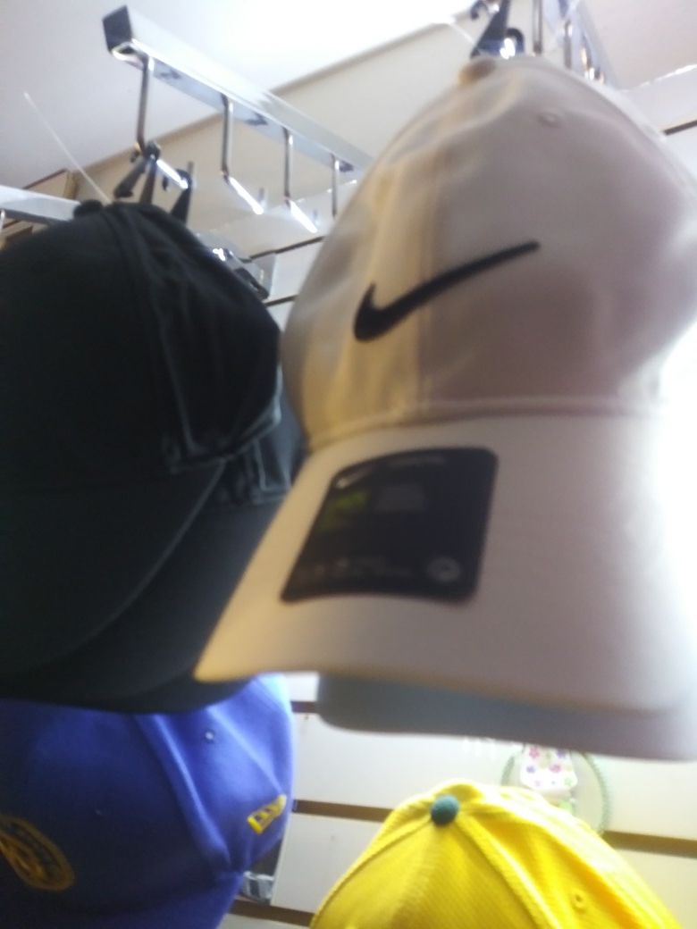 Nike hats adjustable