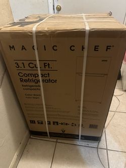 Magic chef mini fridge 