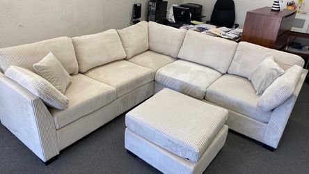 New Sectional Corduroy Sofa Couch with Ottoman! Free Delivery 🚚!