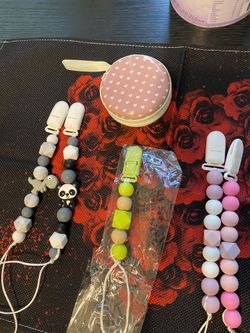 Pacifier Clips