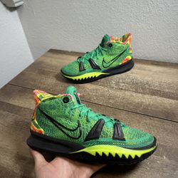 Nike Kyrie 7 Ky-D Weatherman Men’s Size 9 CQ9326-300 Used Shoes Sneakers