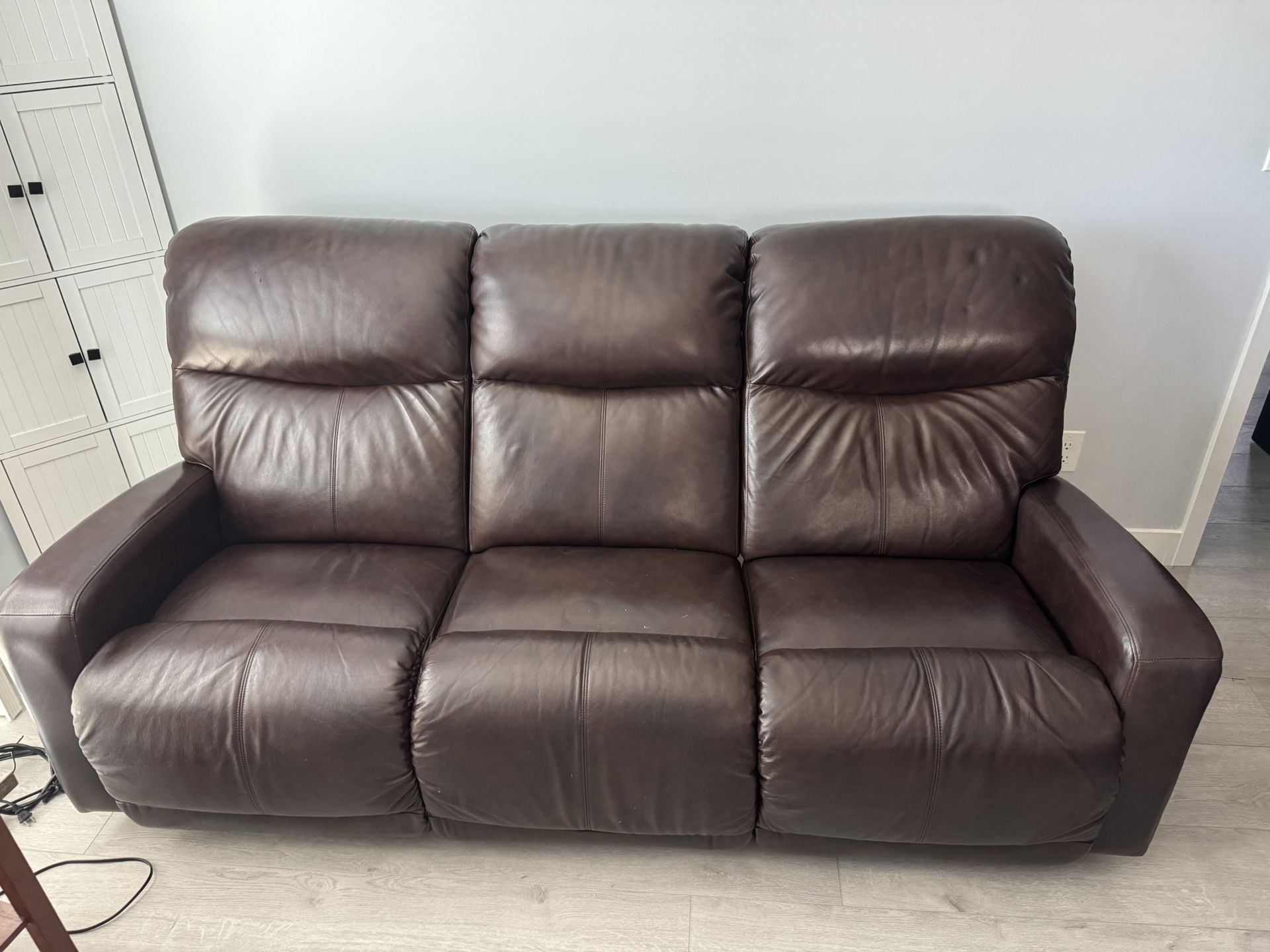 La-z-boy Reclining sofa