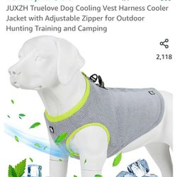 New W/ Tags Dogs Cooling Vest Size LARGE. See 👀 ALL Photo's.  Cash/Pickup Only 