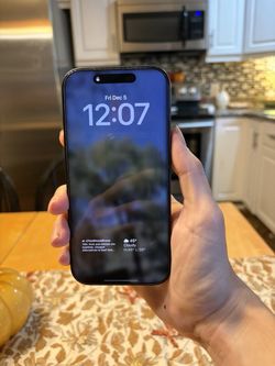 Apple iPhone 17 Pro - 256 GB - Deep Blue - Unlocked Excellent Condition