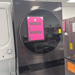 New Scratch And Dant LG Wash Tower. 1 Year Manufacturing Warranty 