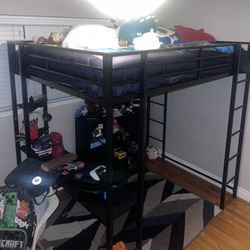 Full Size Loft Bed 