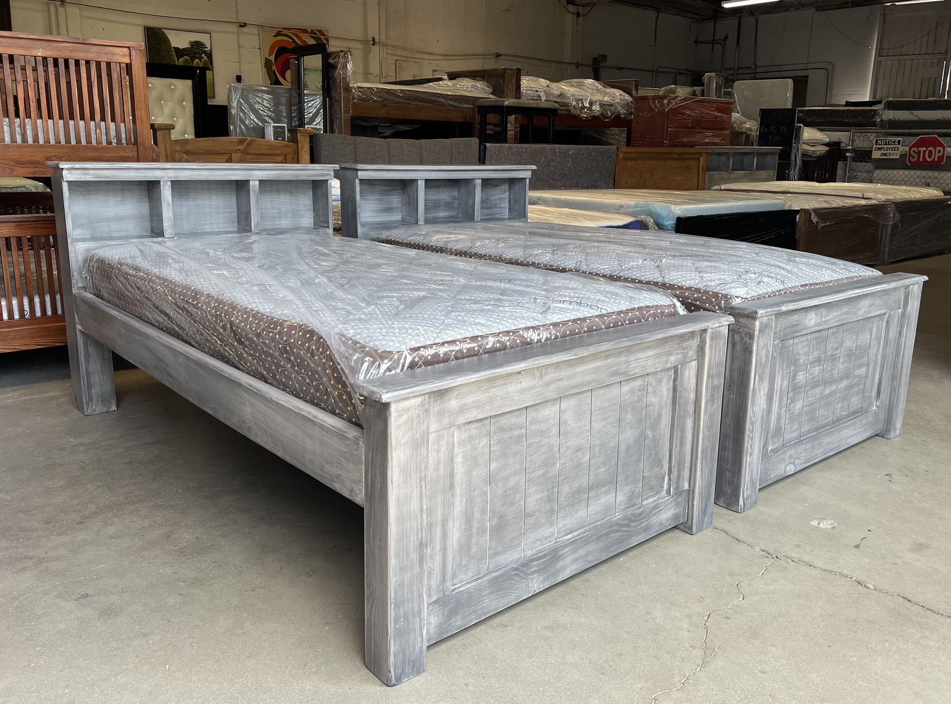 2 Twin Beds And 2 Mattresses