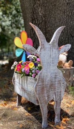 Goat planter box