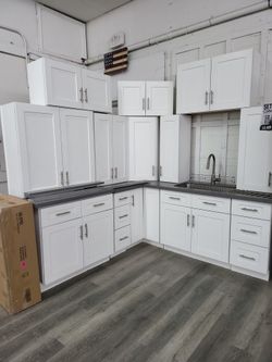 Kitchen Cabinets set