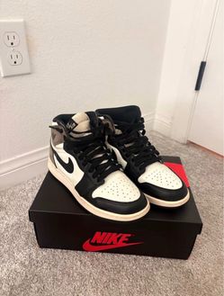 Nike Air Jordan 1 Retro High OG Sneakers