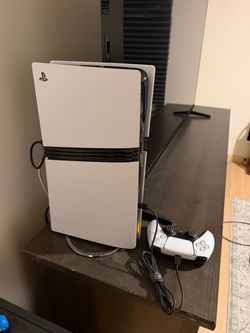 PS5 Pro w/ 1 controller & headset