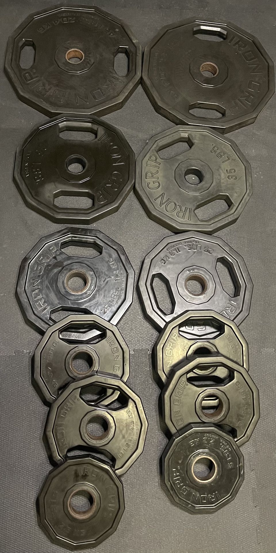 Iron Grip Olympic Weight Set for Sale in Laveen Village, AZ OfferUp